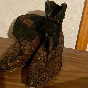 Vintage Zodiac Boots